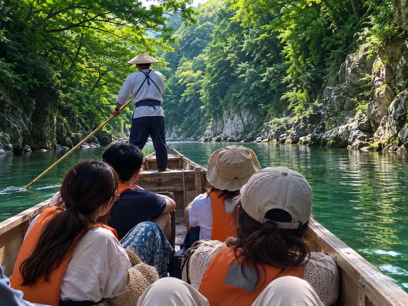 Kyoto: Hozugawa River Cruise & Sagano Train Experience